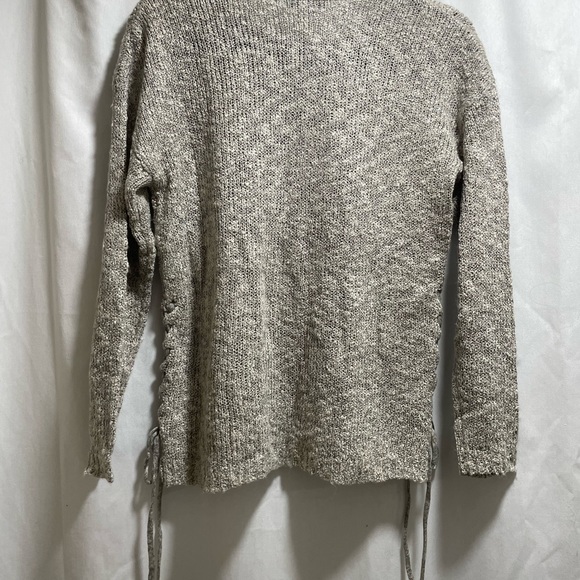 Knox Rose Sweater - Picture 4 of 4